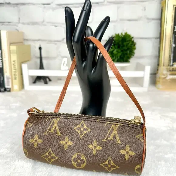 LOUIS VUITTON Monogram Mini PapillonVintage Pouch wristlet Excellent RARE! GIFT - Picture 2 of 9